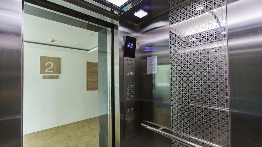 B2 Ubon Premier Hotel 乌汶 外观 照片
